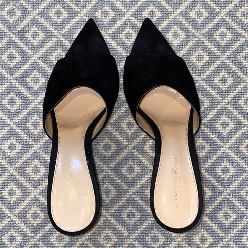 Gianvito Rossi Black Suede Pointed Toe Mules - Picture 4 of 8